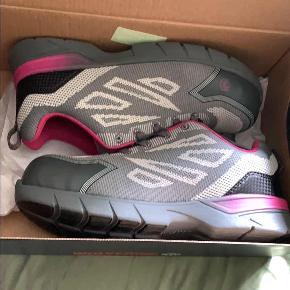 Women’s Wolverine work boots/shoes